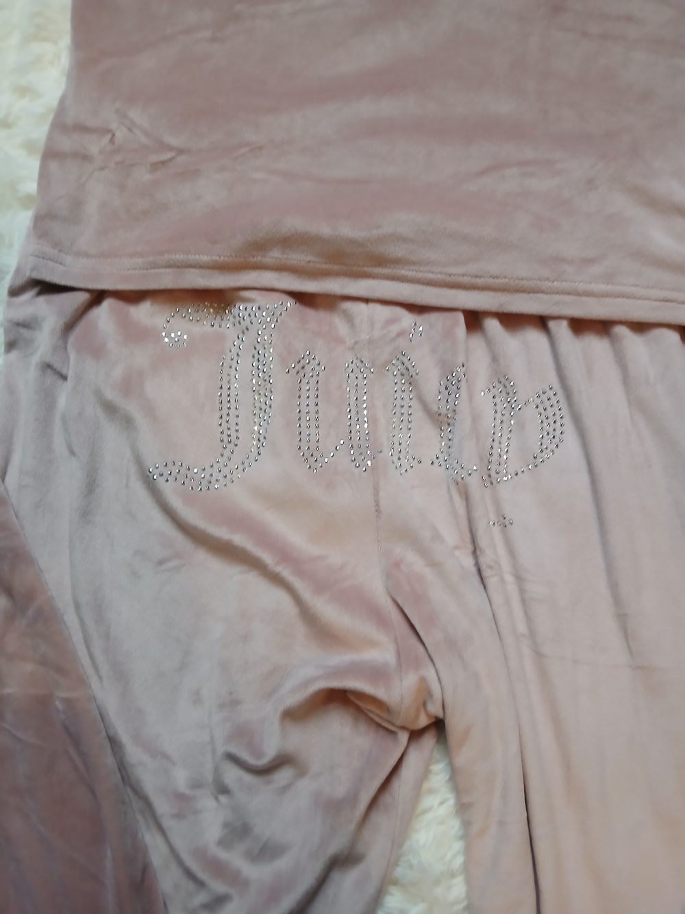 Juicy Couture Blush Pink Velour Rhinestone Logo Pajama Set - Picture 2 of 3